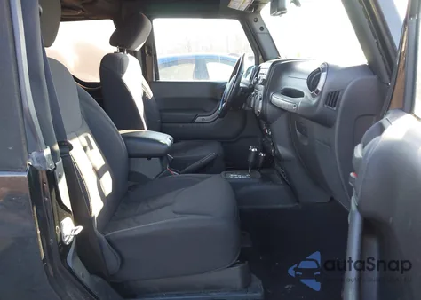 2013 Jeep Wrangler Sport z USA, uszkodzony, nr VIN 1C4AJWAG1DL563918